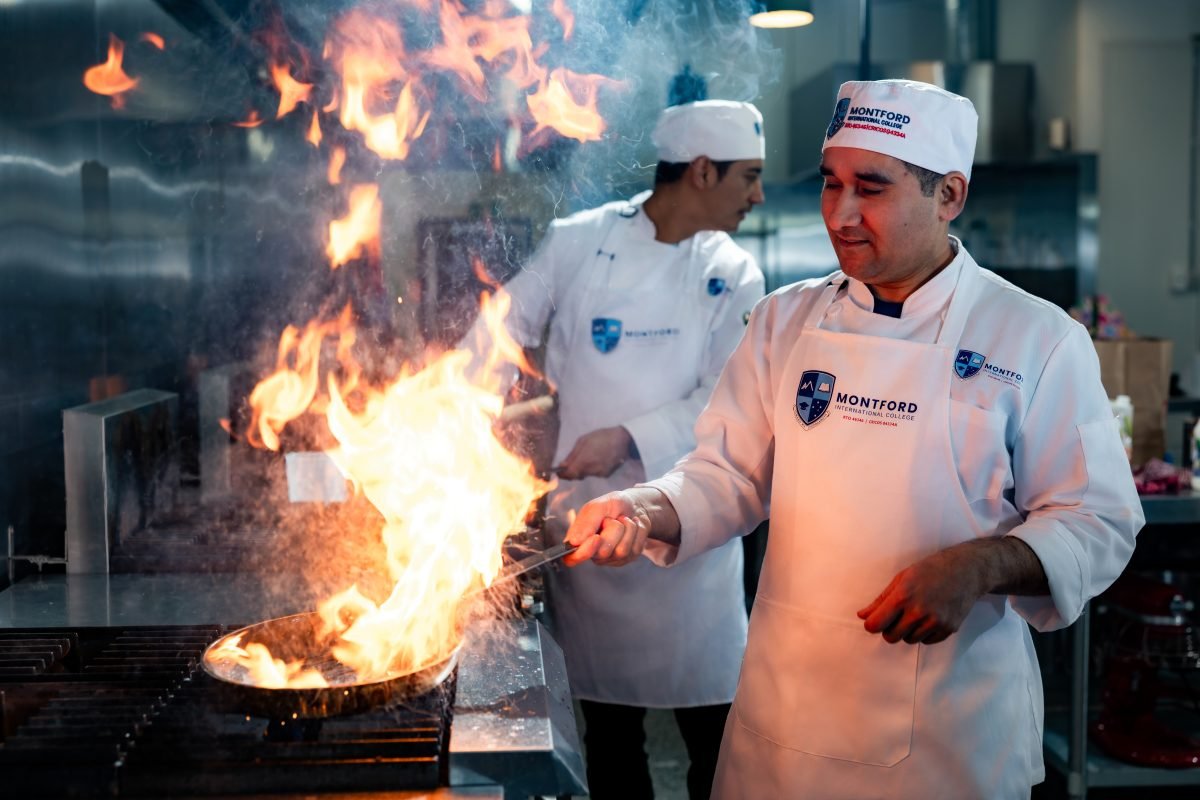 SIT30821 Certificate III in Commercial Cookery training at Montford International College